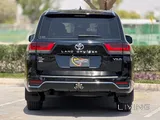 Toyota Land Cruiser VXR Twin Turbo 2024